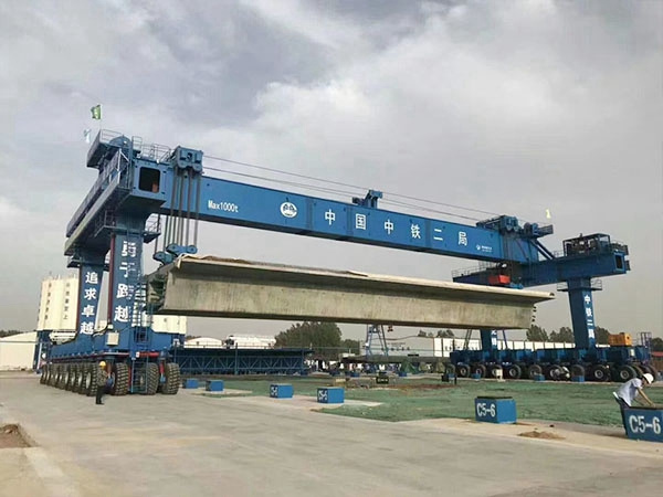 杭州1000噸輪胎提梁機(jī) 杭州1000噸輪胎提梁機(jī)